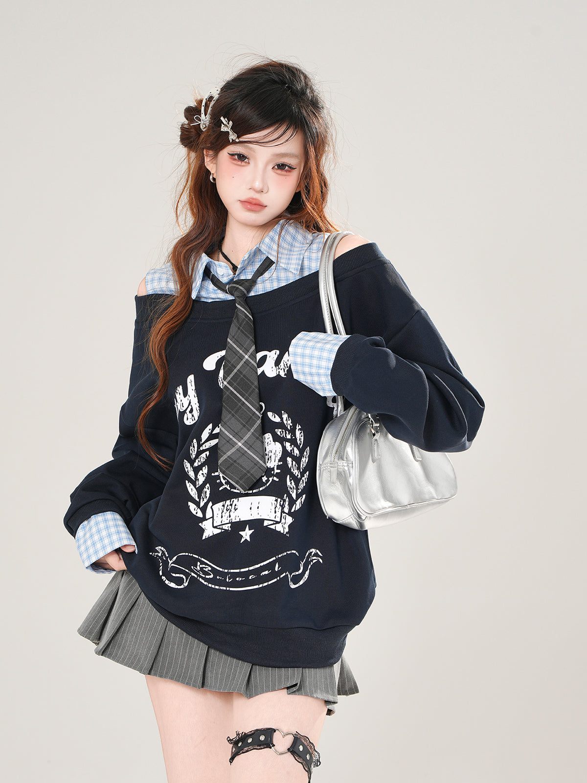 Preppy Kawaii Off-Shoulder Sweatshirt – Fake Two-Piece Plaid Layered Top