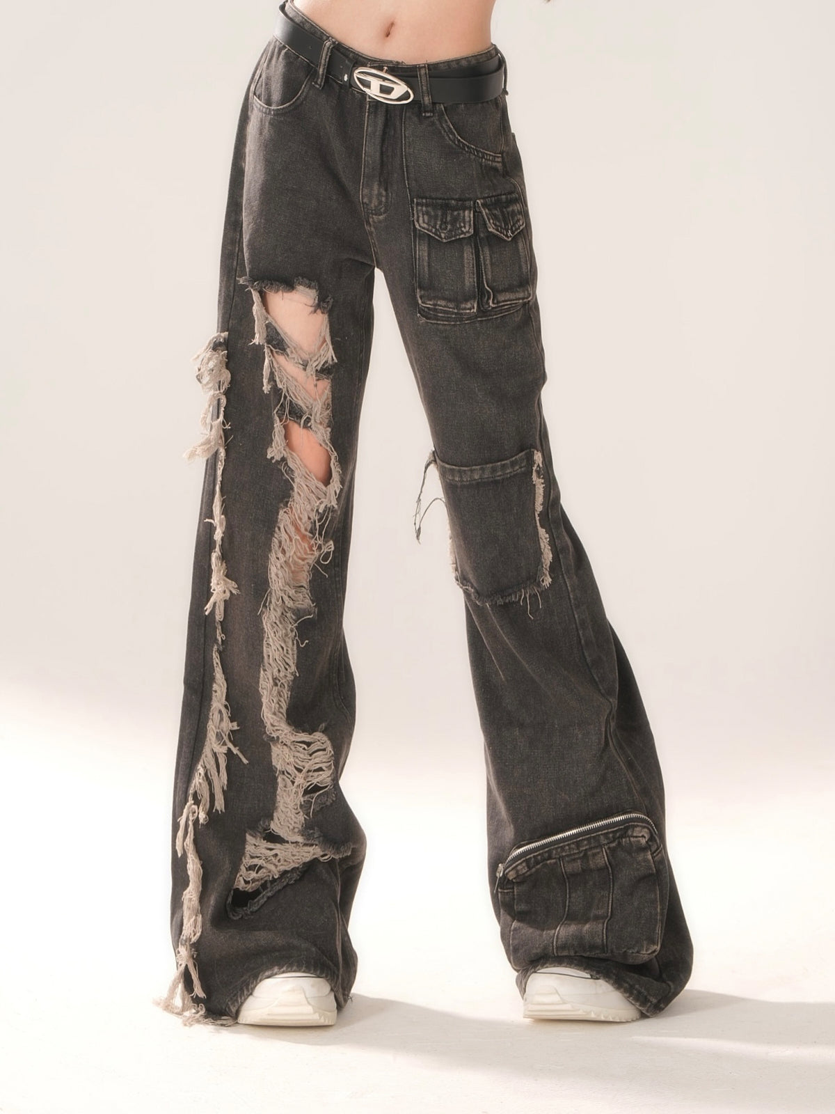 Vintage Distressed Cargo Jeans – Ripped Wide-Leg Denim Pants
