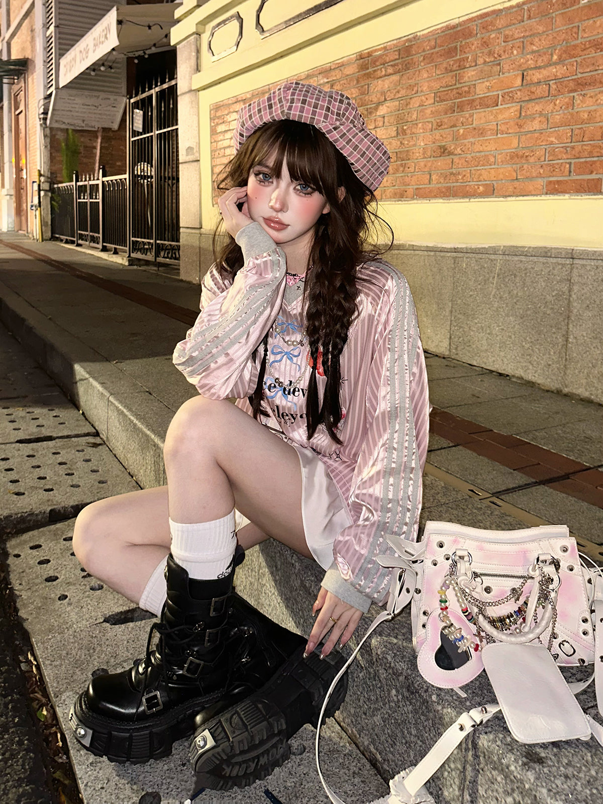 Kawaii Oversized Sweatshirt – Cute Pink Plaid Lazy Style Pullover