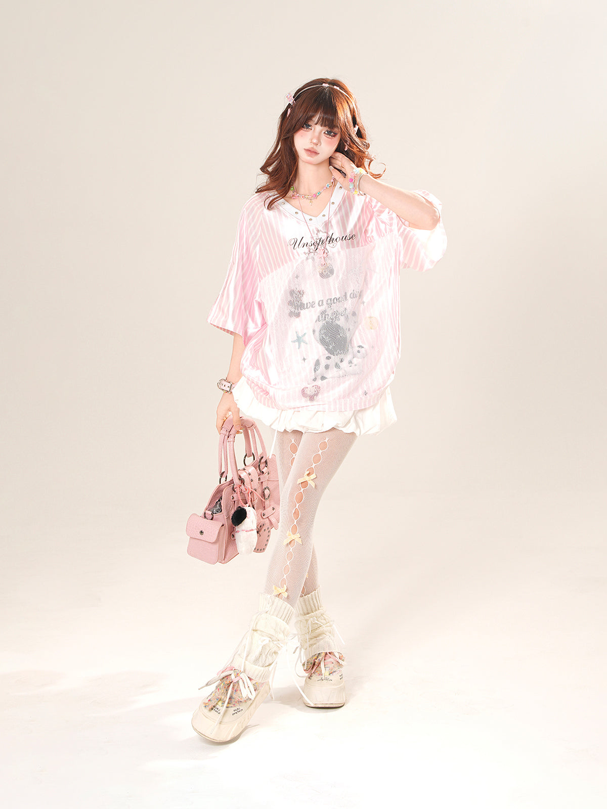 Striped V-Neck Oversized Tee – Soft Summer Streetwear Top