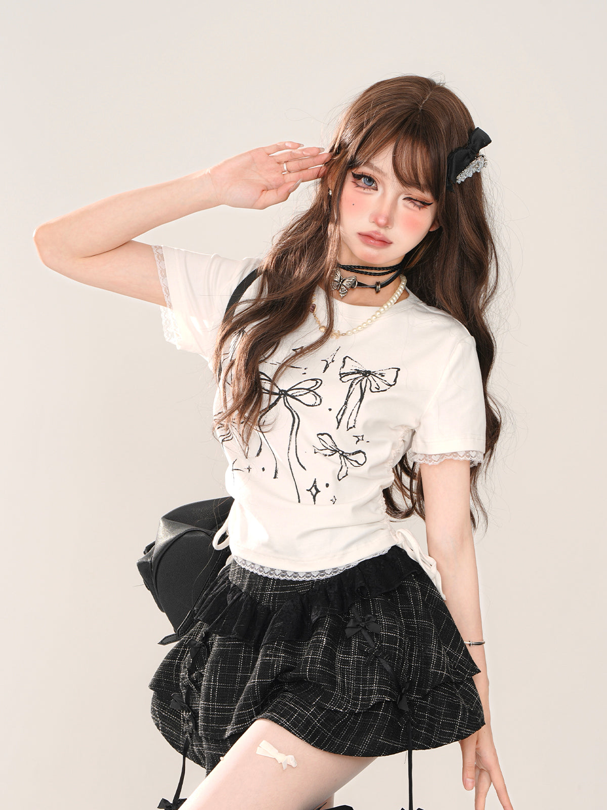 Sweet Lace Short Tee – Slim Fit Bow Print Y2K Crop Top
