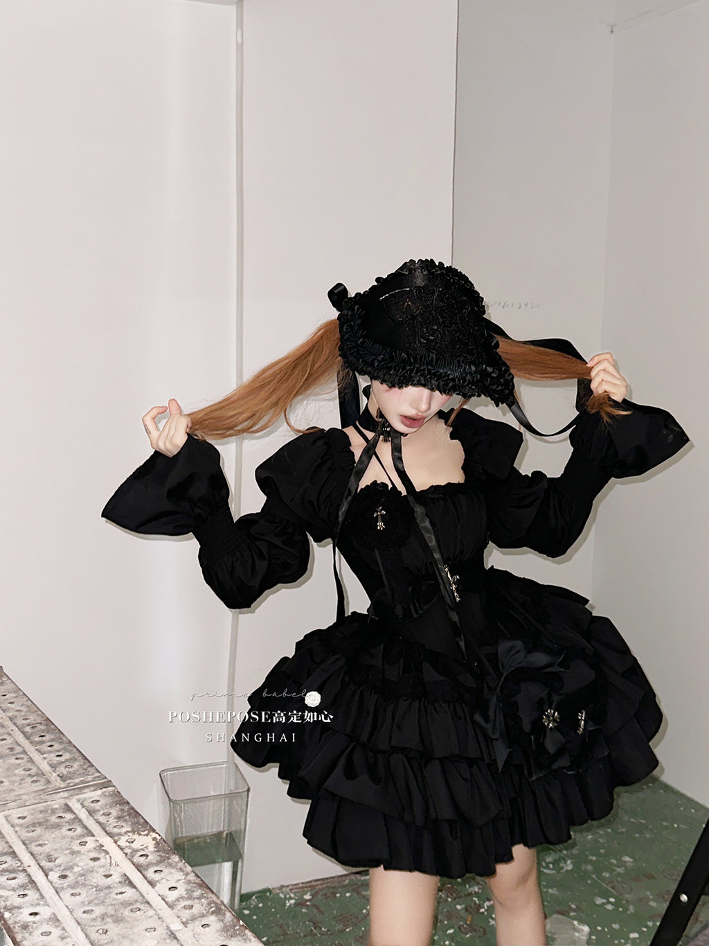 Gothic Winter Ballroom Lolita Dress Set — Dark Coquette Christmas Party Dress with Detachable Sleeves & Heart Bag