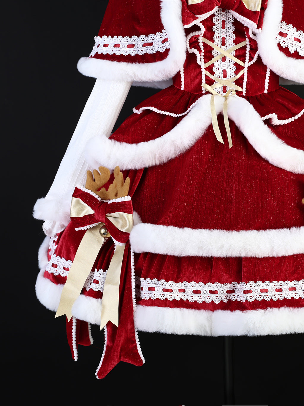 Reindeer Velvet Christmas Lolita Dress Set — Winter JSK with Faux-Fur Trim, Hooded Cape & Golden Bow Details  Festive Holiday Party Dress