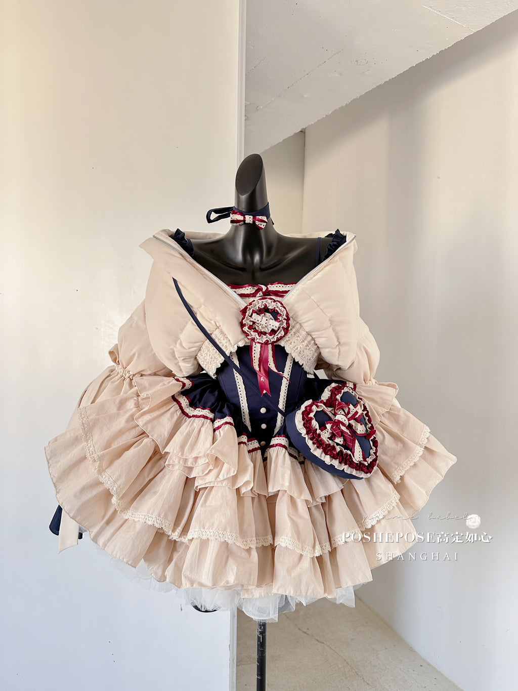 Snow-White Winter Lolita Party Dress Set — Royalcore Corset Prom Dress with Detachable Sleeves & Heart Bag
