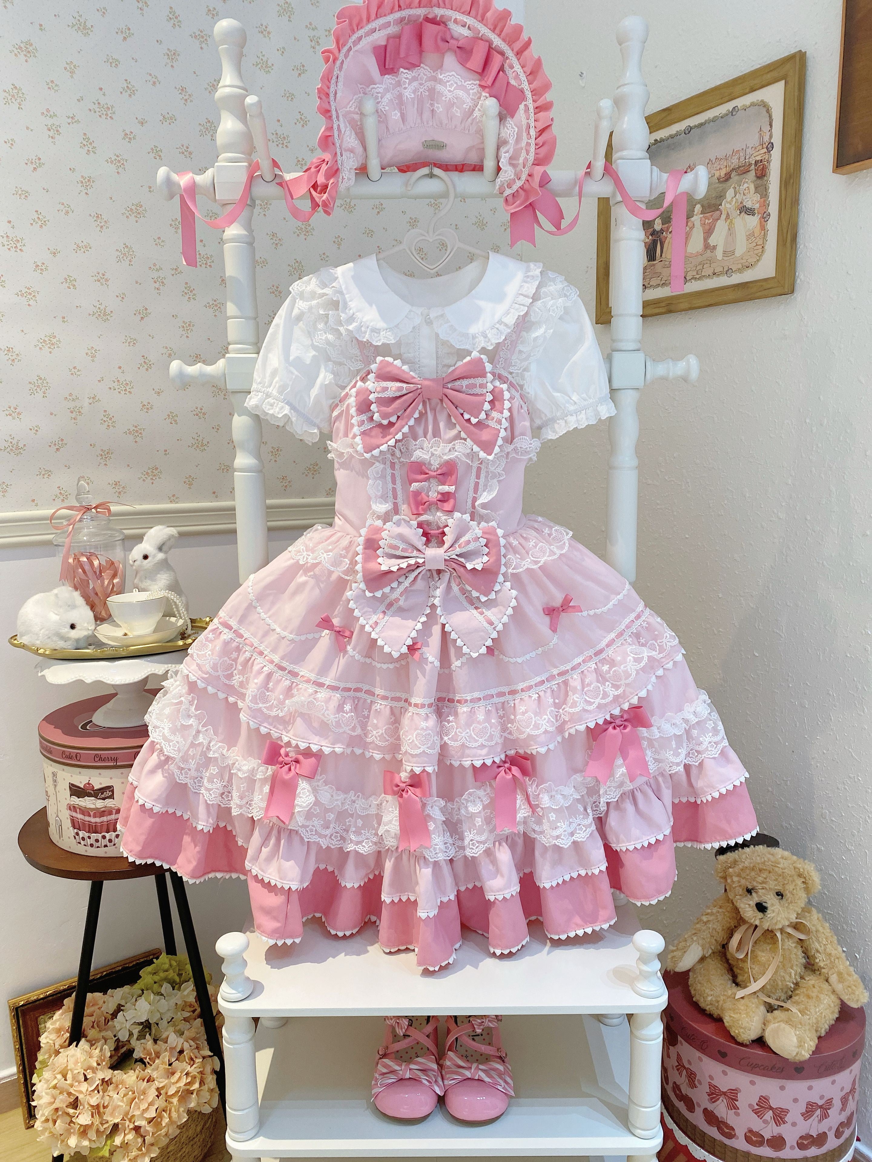 Fondant Cake Sweet Lolita JSK - Ruffle Strap Dress with Bow & Layered Skirt