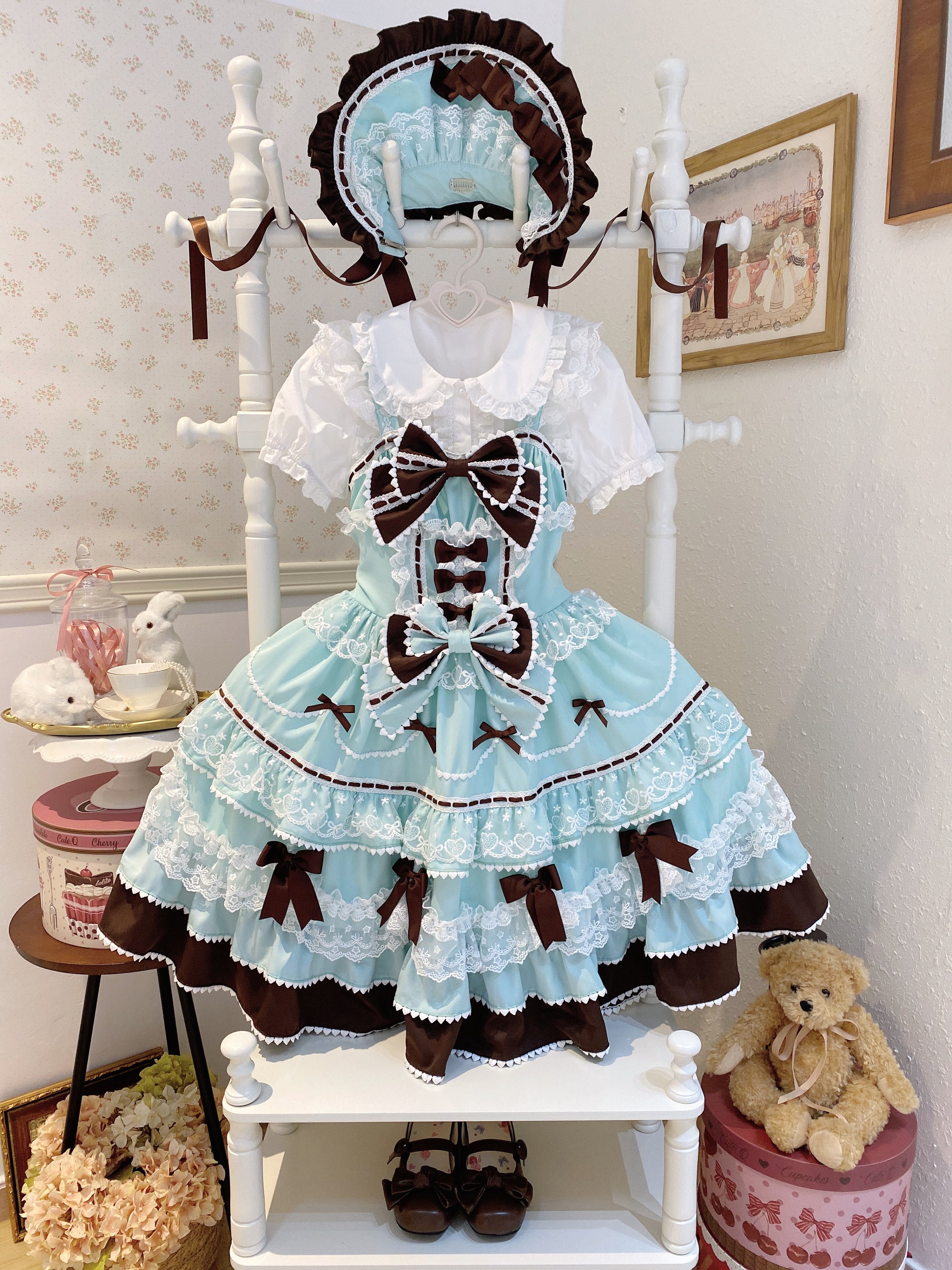 Fondant Cake Sweet Lolita JSK - Ruffle Strap Dress with Bow & Layered Skirt